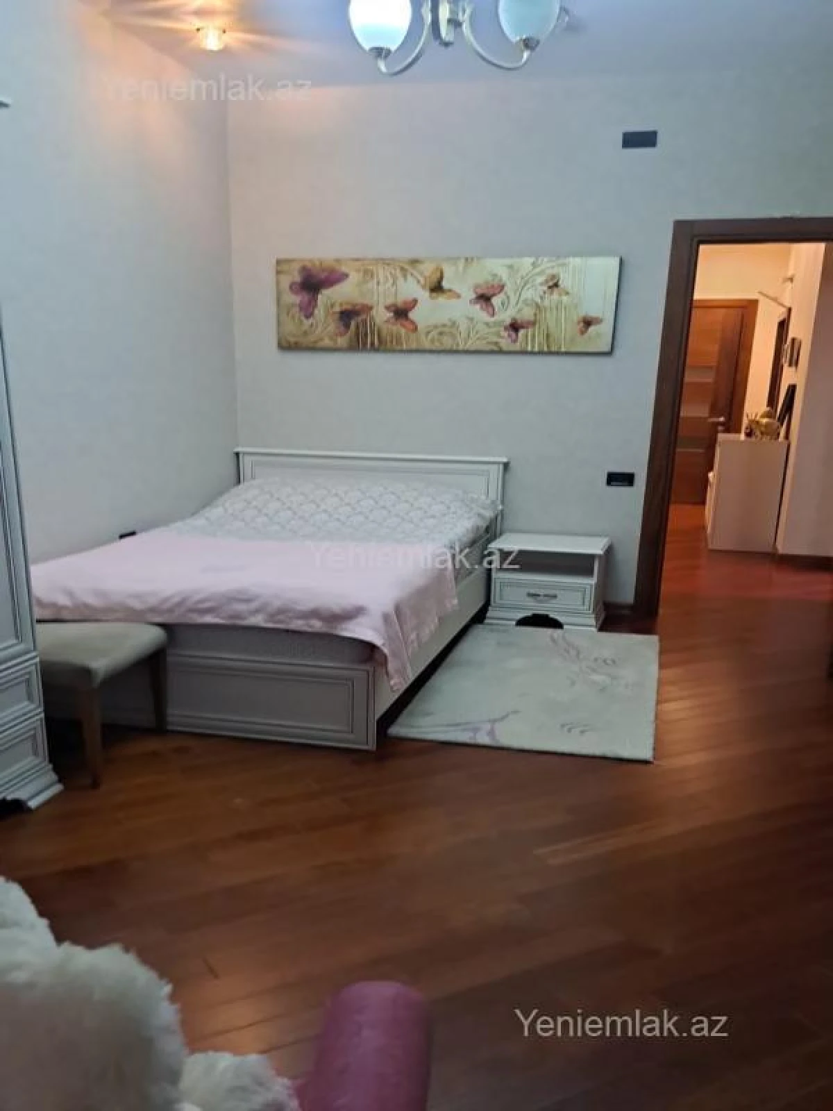 Satılır 3 otaqlı yeni tikili 100 m²