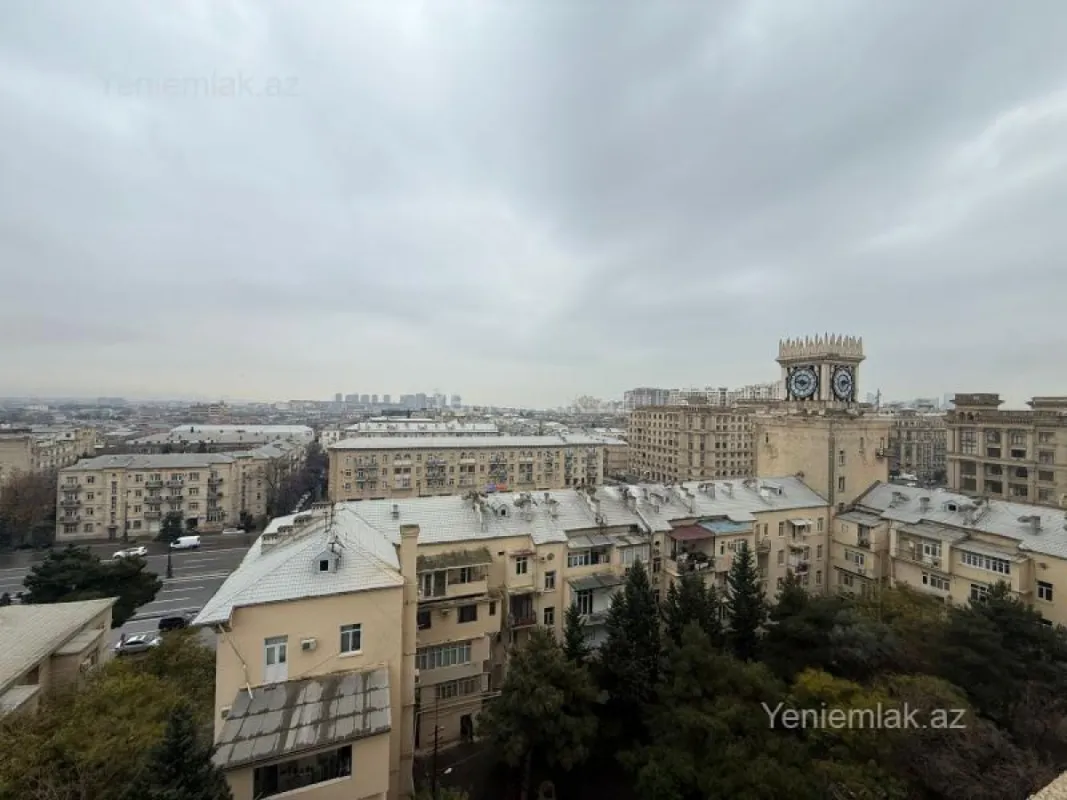 Satılır 4 otaqlı yeni tikili 166.6 m²