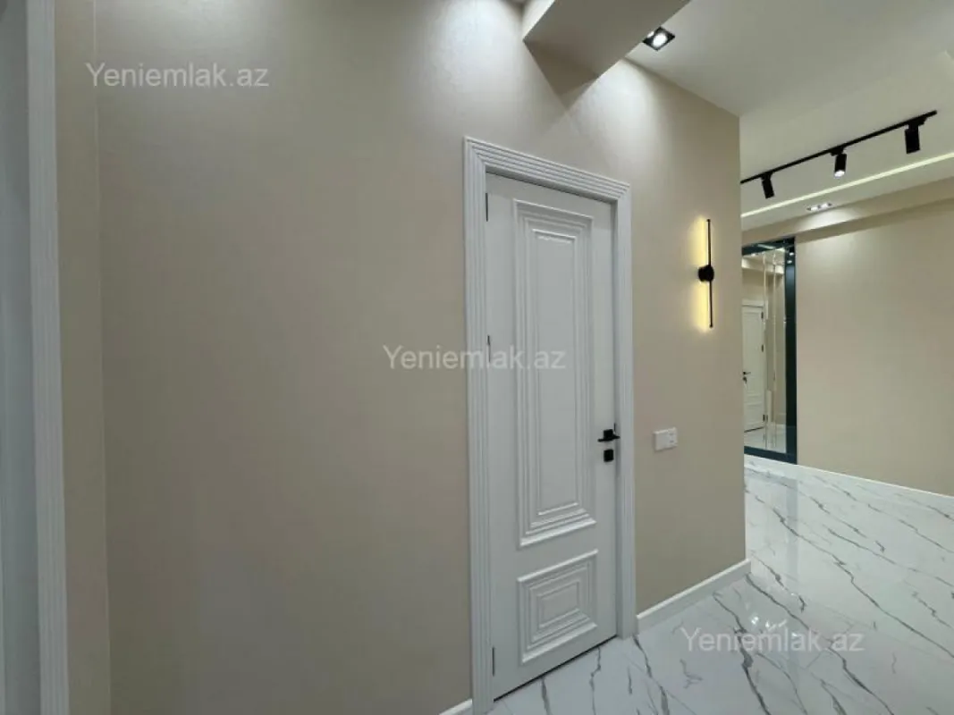 Satılır 4 otaqlı yeni tikili 110 m²