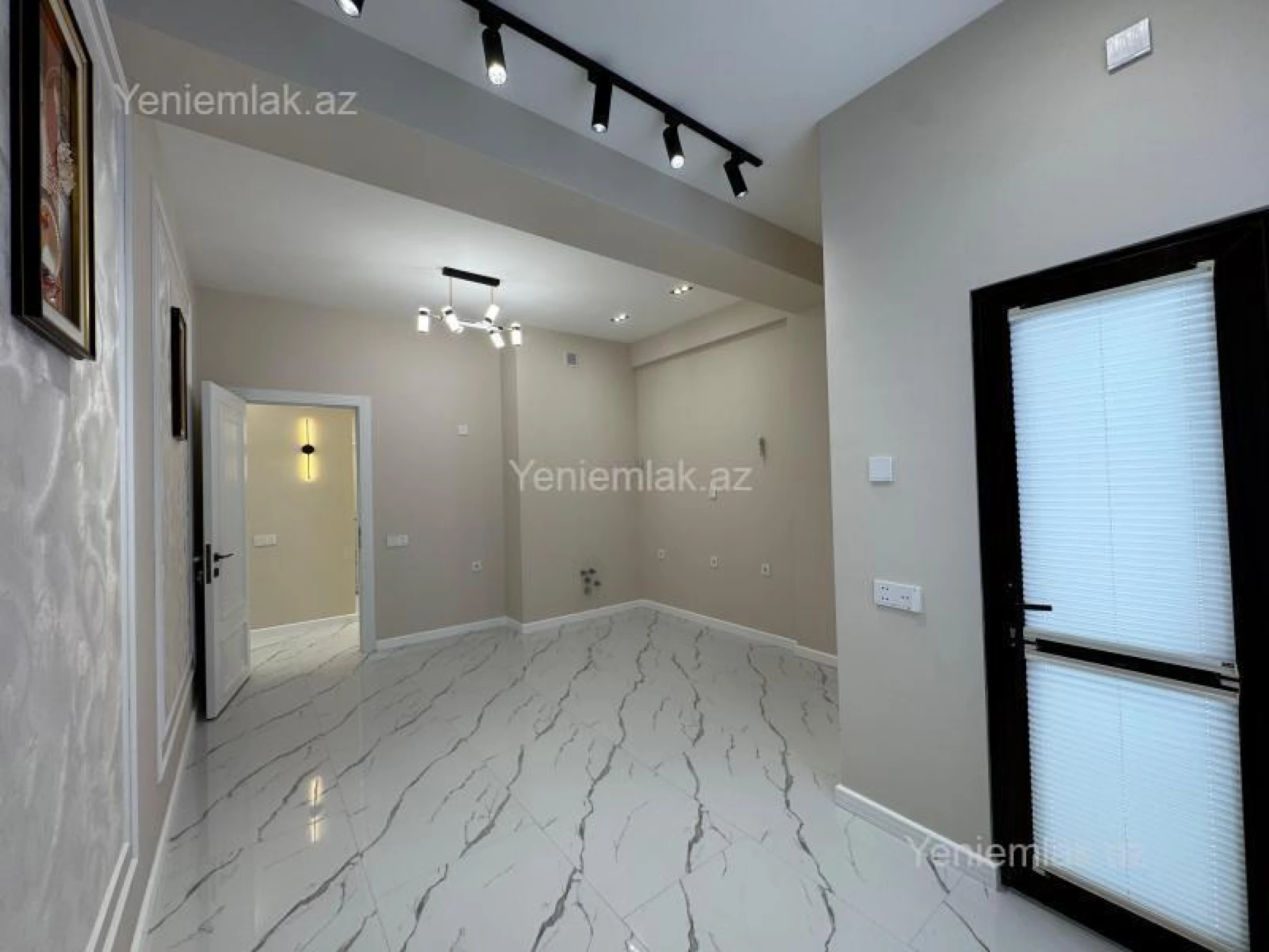 Satılır 4 otaqlı yeni tikili 110 m²
