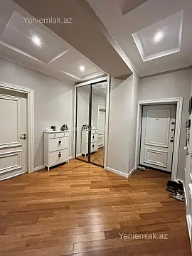 Satılır 3 otaqlı yeni tikili 110 m²