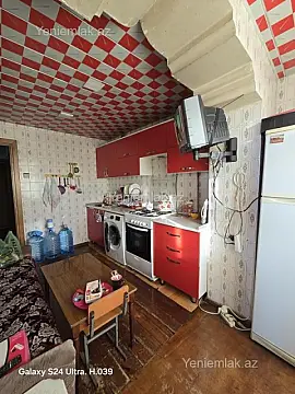 Satılır 4 otaqlı köhnə tikili 90 m² — Sumqayıt, 9-cu mikrorayon 4 otaq 90.00 m²