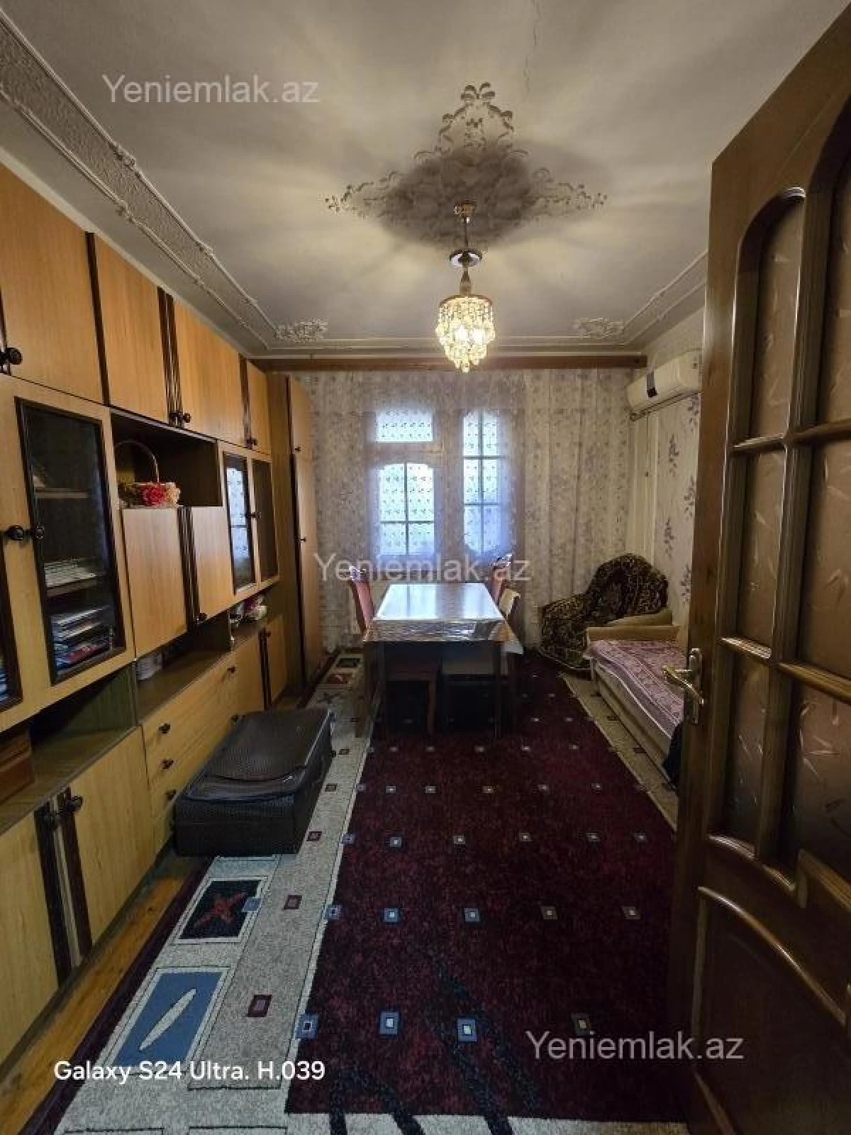 Satılır 4 otaqlı köhnə tikili 90 m²