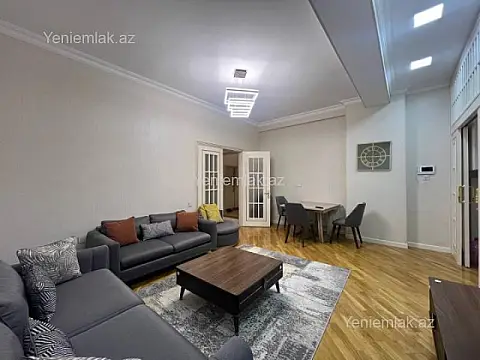 Satılır 3 otaqlı yeni tikili 80 m²