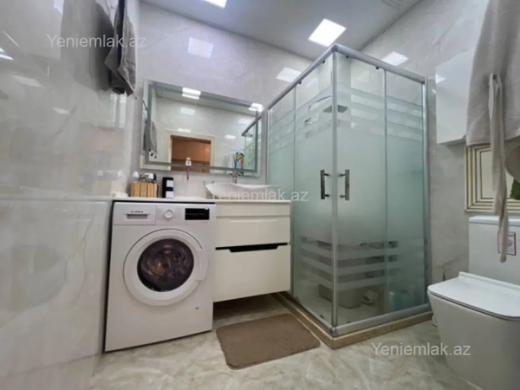 Satılır 3 otaqlı yeni tikili 80 m²