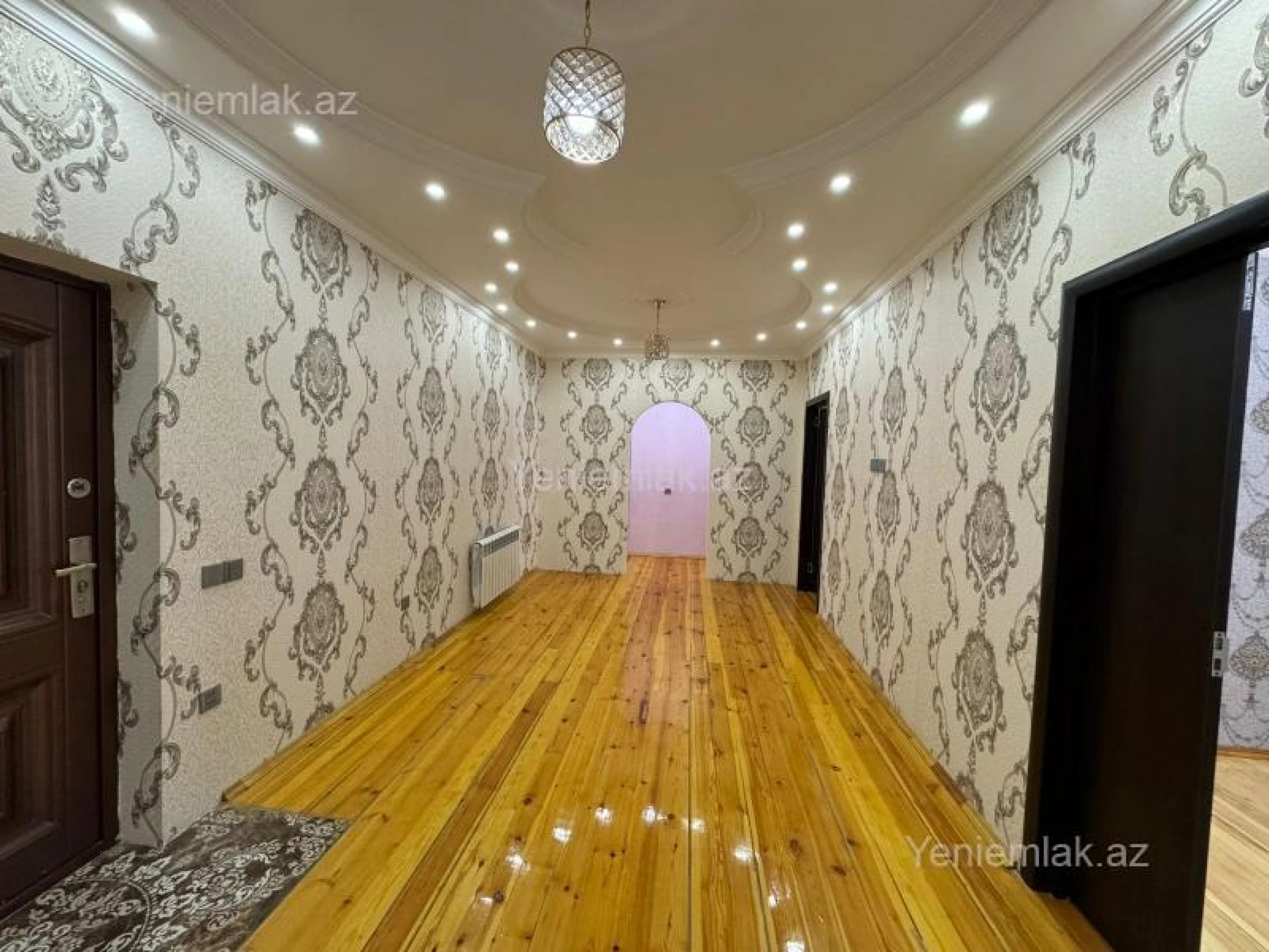 Satılır 3 otaqlı yeni tikili 110 m²