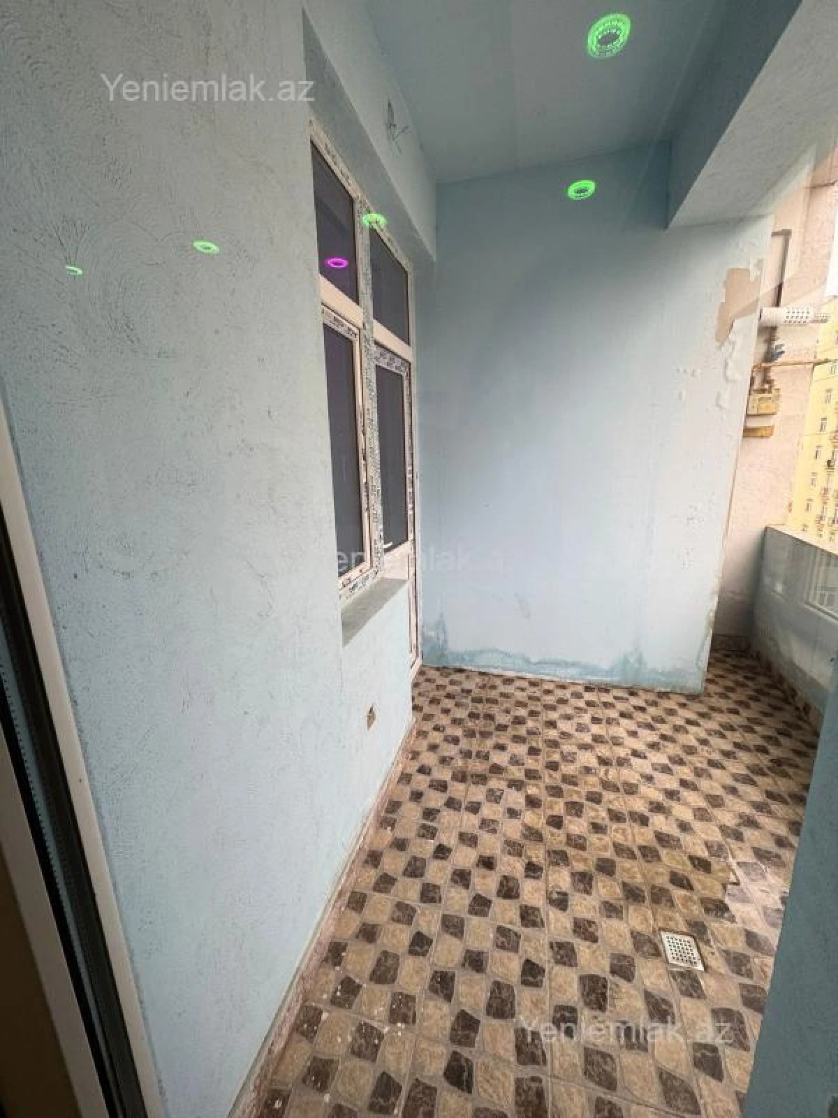 Satılır 3 otaqlı yeni tikili 110 m²