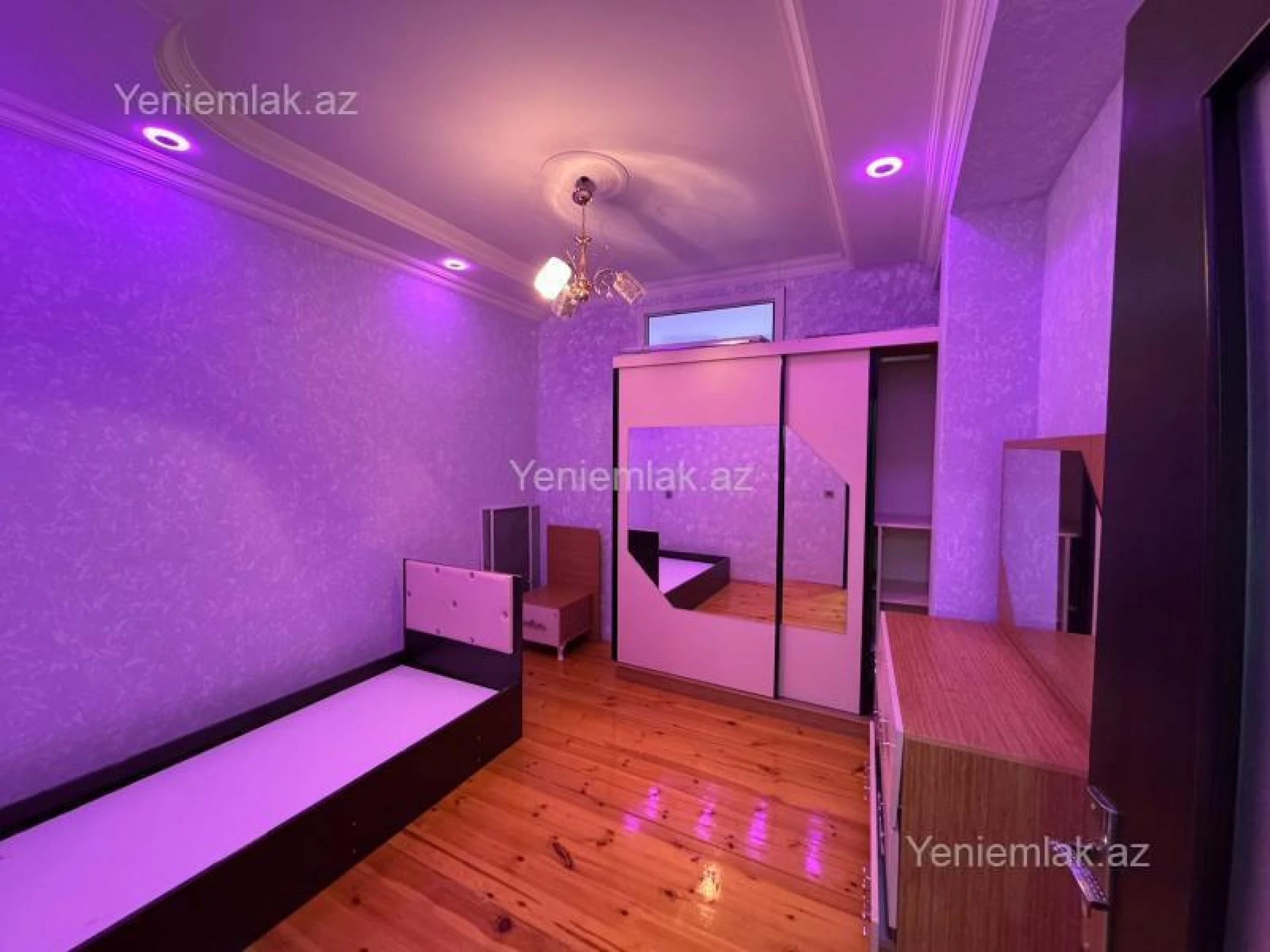 Satılır 3 otaqlı yeni tikili 110 m²