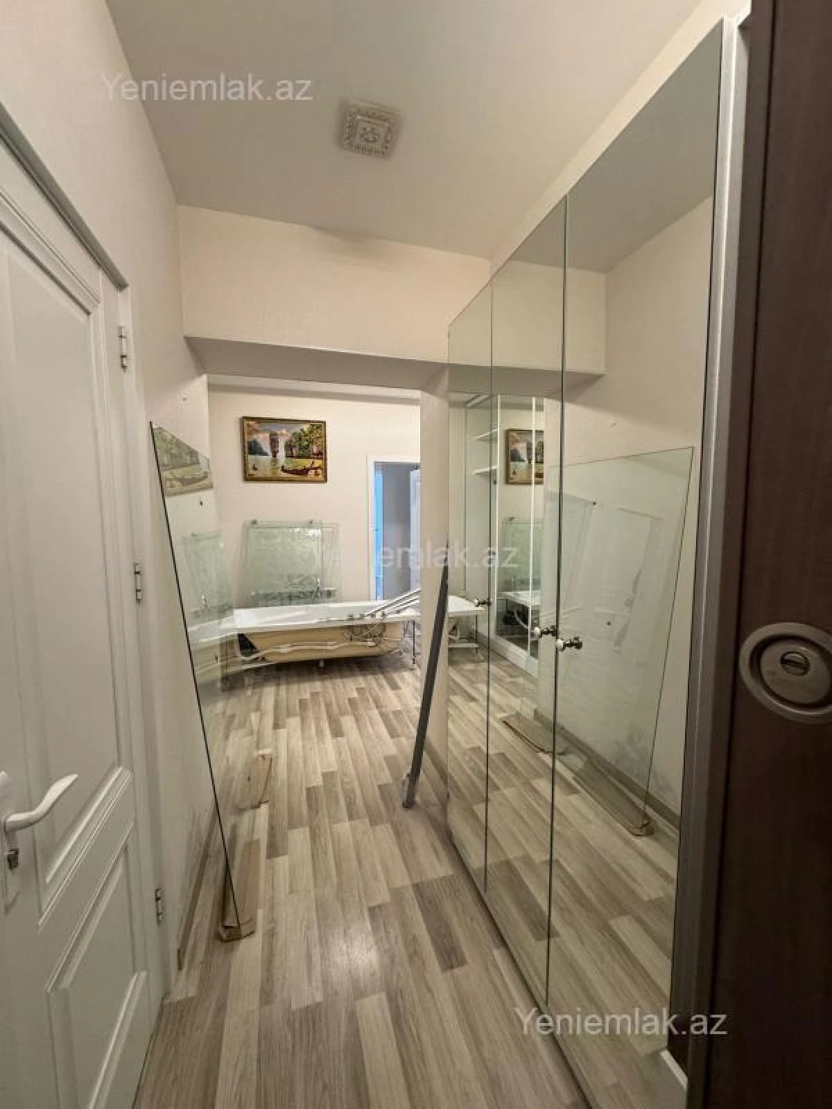 Satılır 4 otaqlı yeni tikili 148 m²