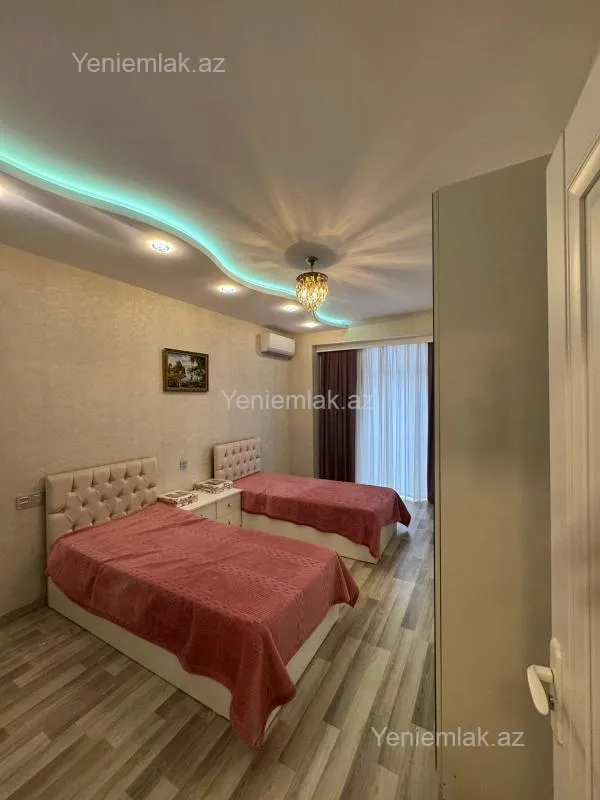 Satılır 4 otaqlı yeni tikili 148 m²