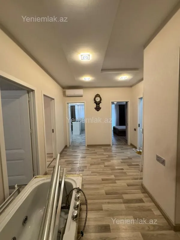 Satılır 4 otaqlı yeni tikili 148 m²