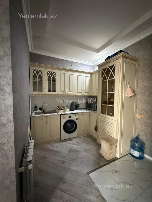 Satılır 3 otaqlı yeni tikili 59 m²