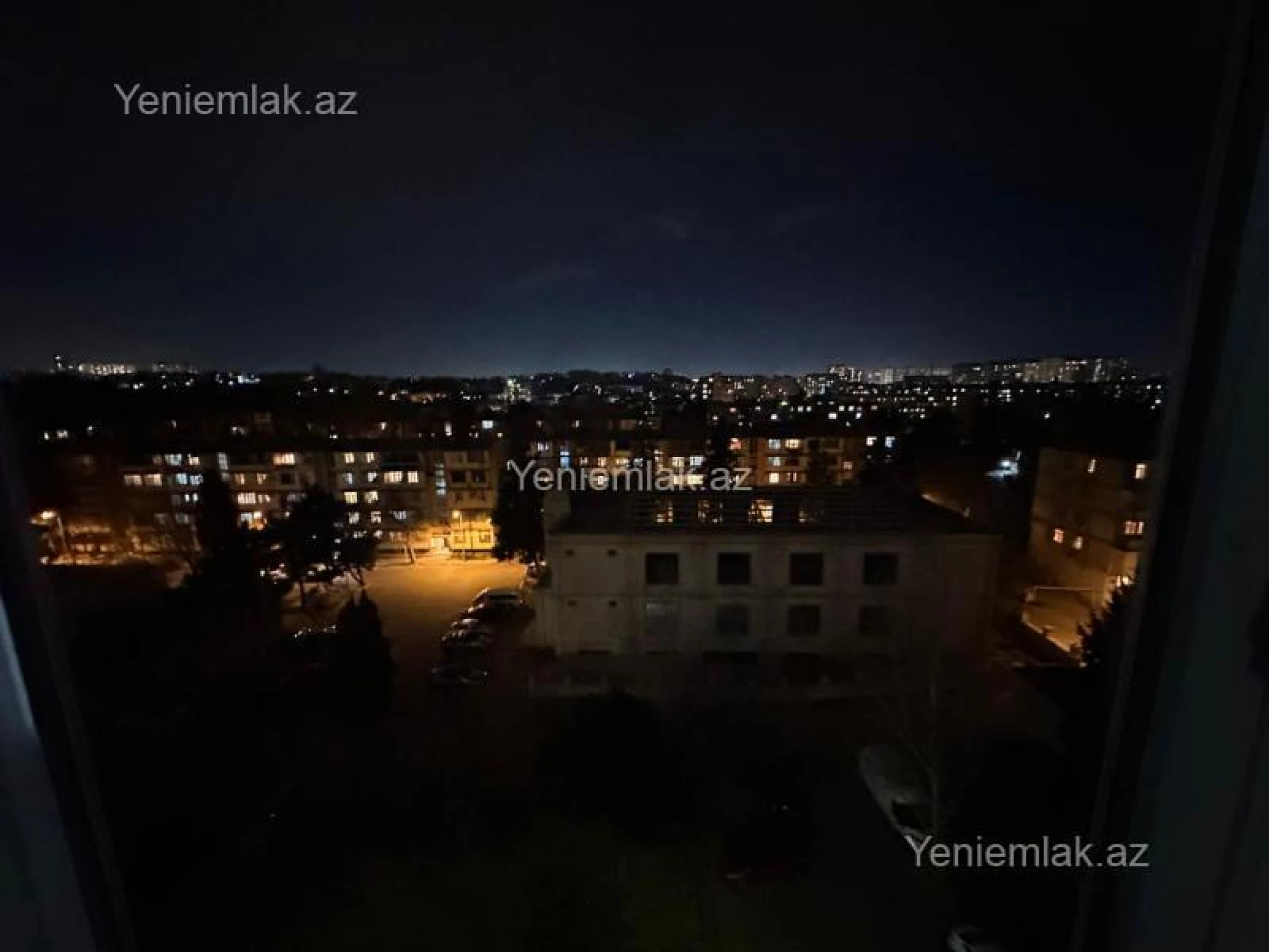 Satılır 2 otaqlı köhnə tikili 65 m²