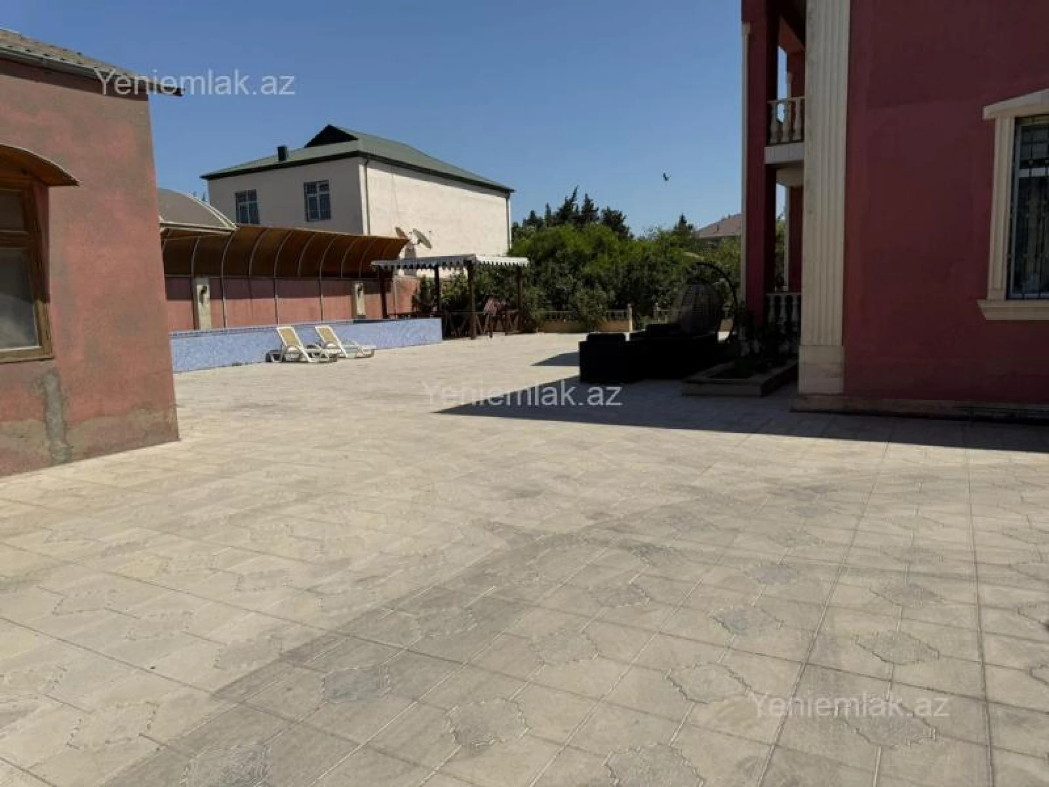 Satılır 7 otaqlı həyət evi 250 m²