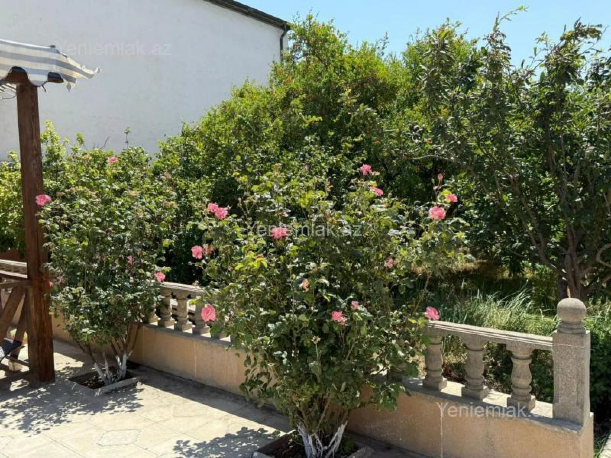 Satılır 7 otaqlı həyət evi 250 m²