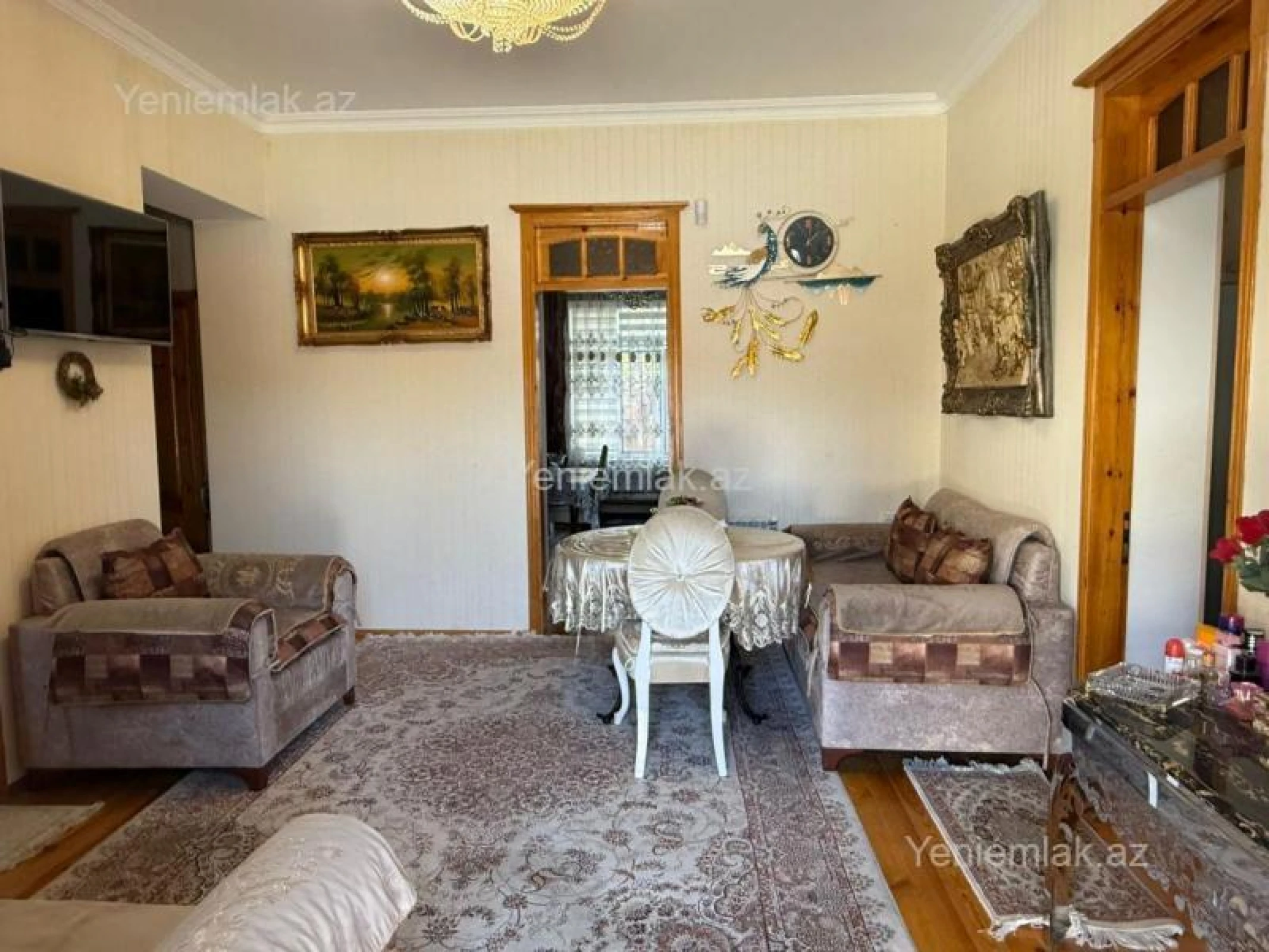 Satılır 7 otaqlı həyət evi 250 m²
