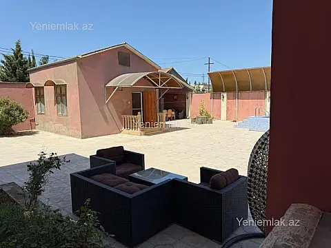 Satılır 7 otaqlı həyət evi 250 m²