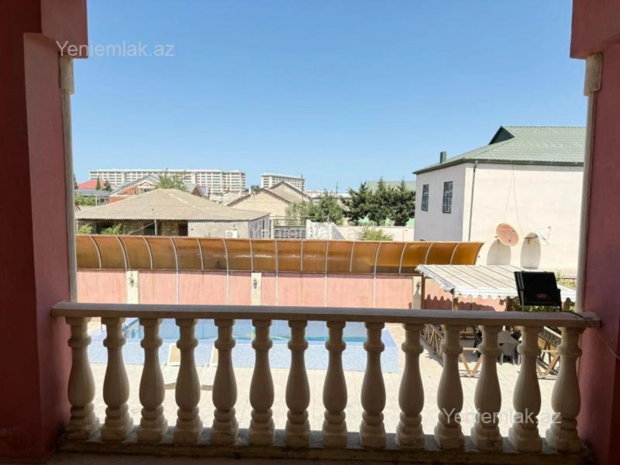 Satılır 7 otaqlı həyət evi 250 m²