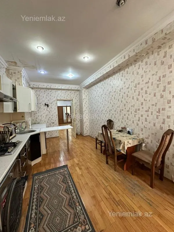 Satılır 3 otaqlı yeni tikili 155 m²