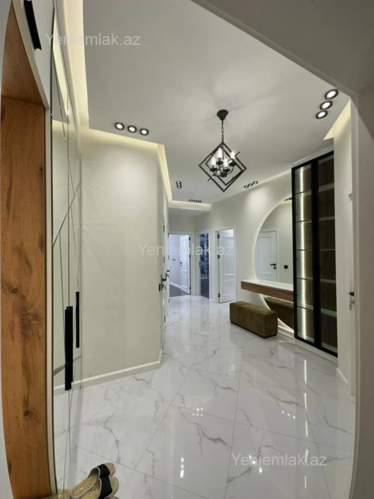 Satılır 3 otaqlı yeni tikili 110 m²