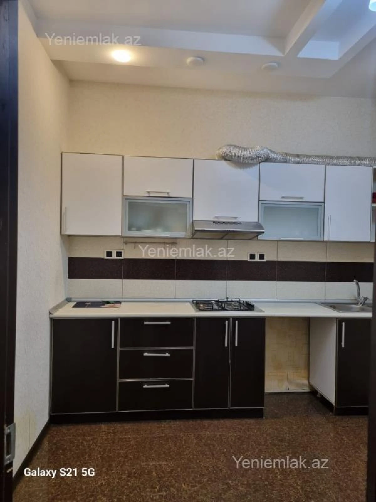 Satılır 3 otaqlı yeni tikili 90 m²