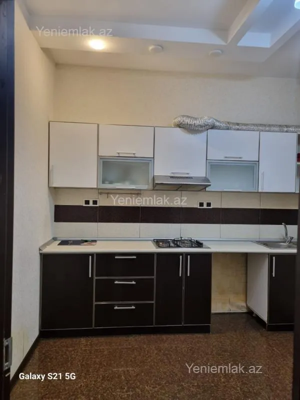 Satılır 3 otaqlı yeni tikili 90 m²