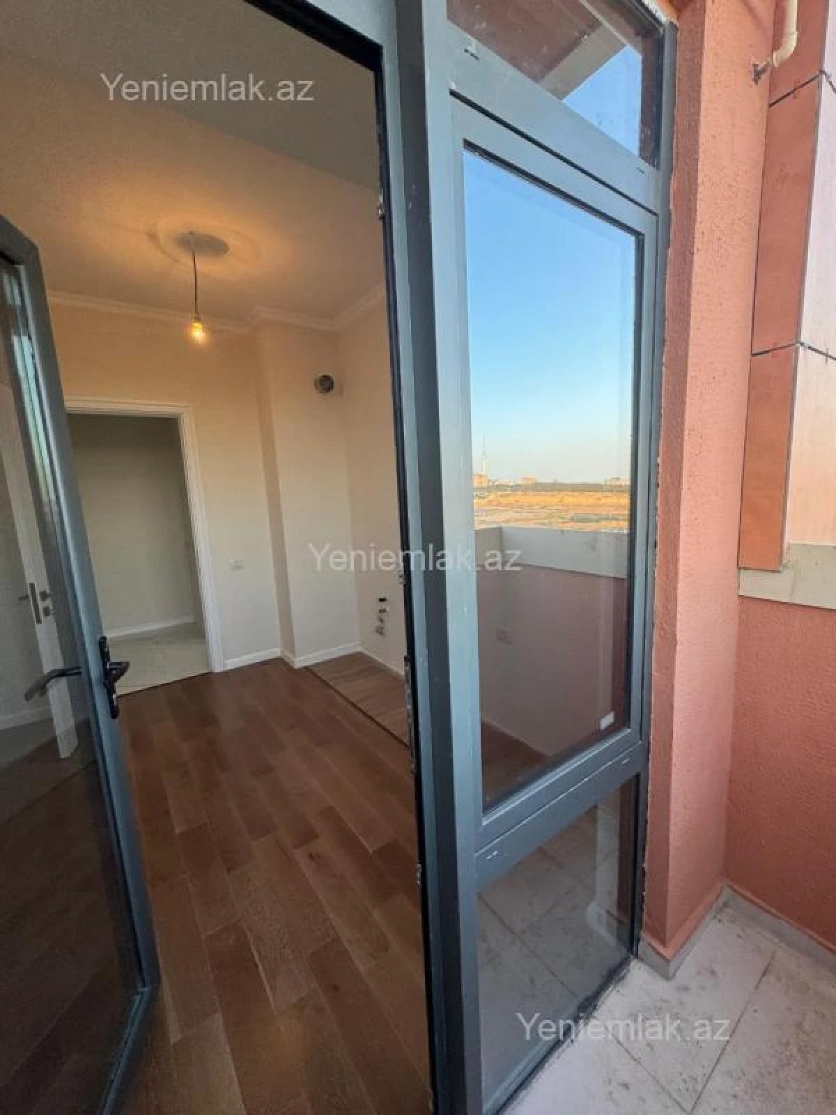 Satılır 2 otaqlı yeni tikili 63 m²