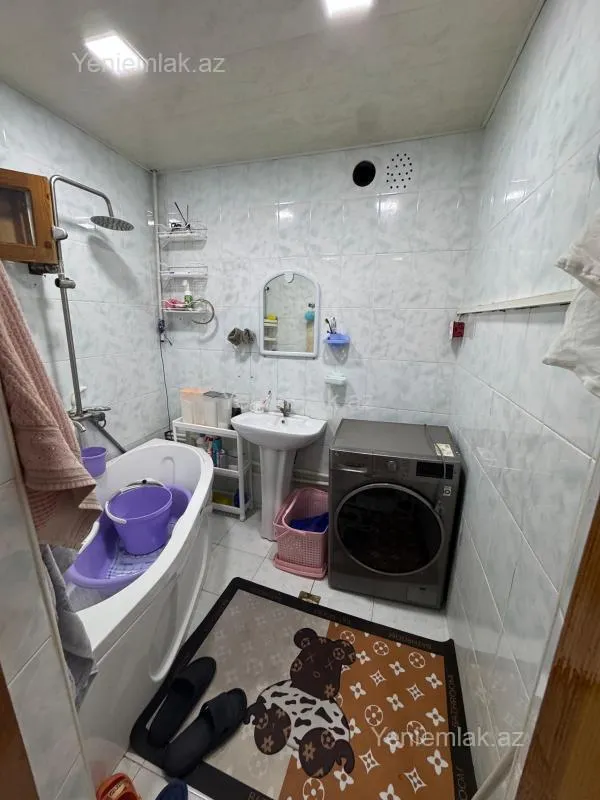 Satılır 3 otaqlı köhnə tikili 74 m²