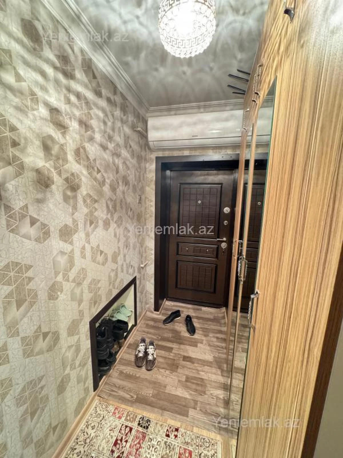 Satılır 3 otaqlı köhnə tikili 74 m²
