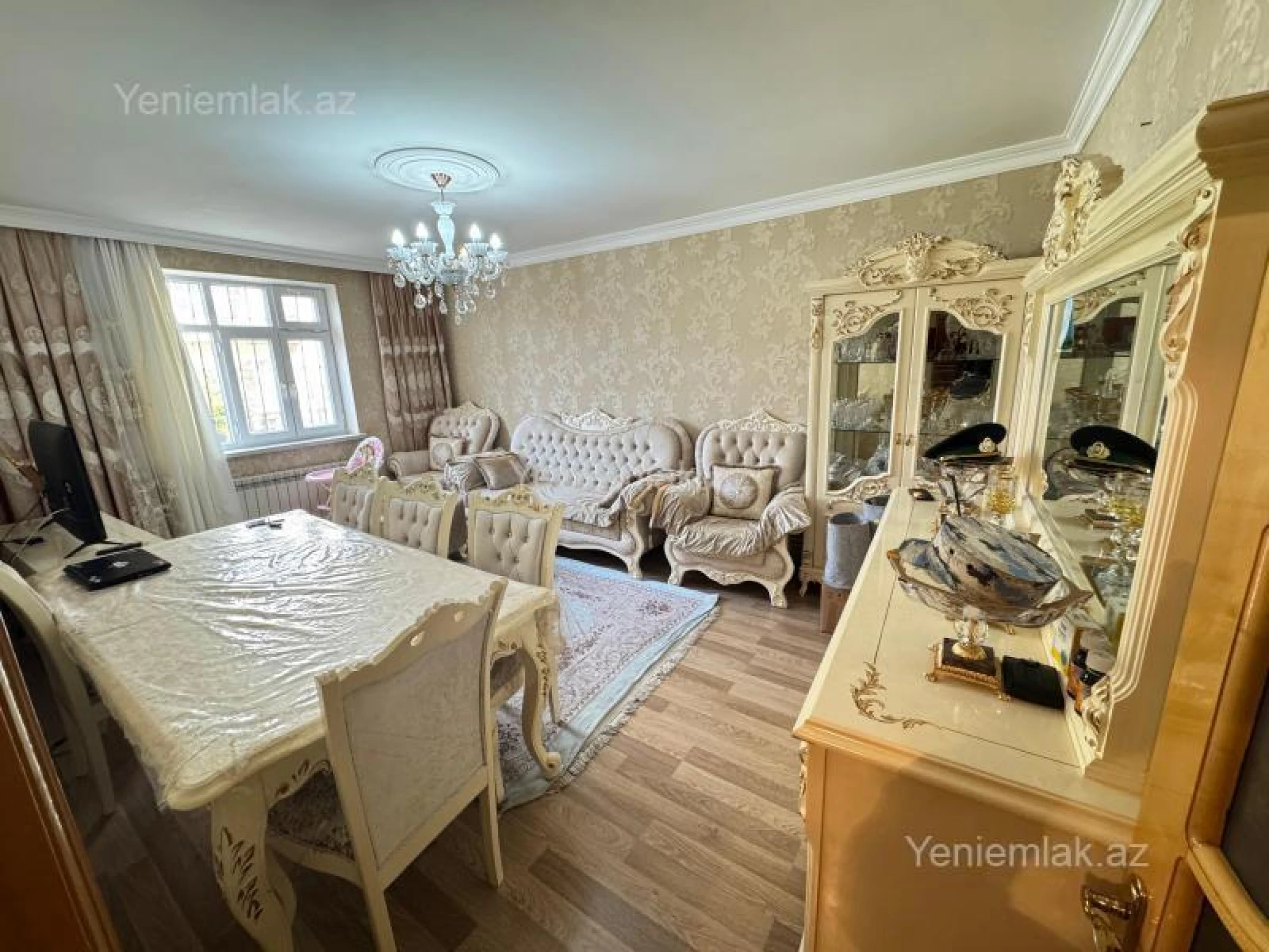 Satılır 3 otaqlı köhnə tikili 74 m²