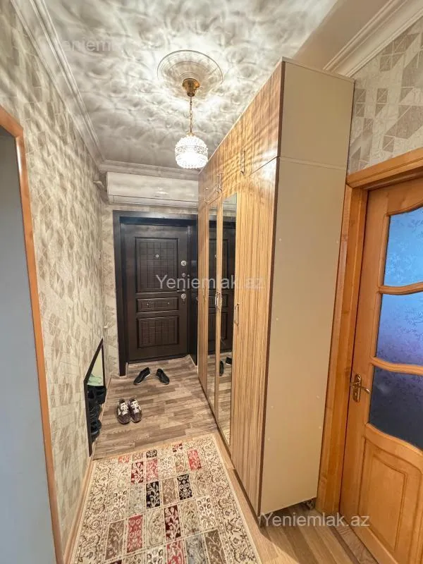 Satılır 3 otaqlı köhnə tikili 74 m²