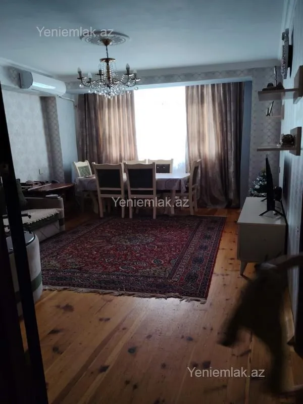 Satılır 2 otaqlı köhnə tikili 43 m²