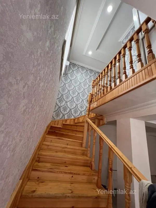 Satılır 5 otaqlı həyət evi 118 m²