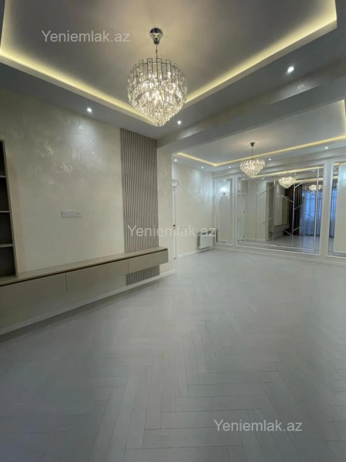 Satılır 3 otaqlı yeni tikili 105 m²