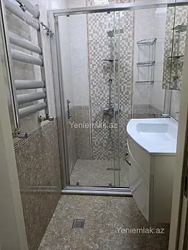 Satılır 3 otaqlı yeni tikili 75 m²