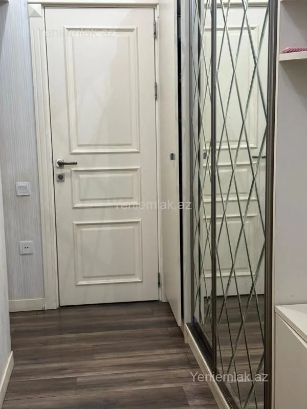 Satılır 3 otaqlı yeni tikili 75 m²
