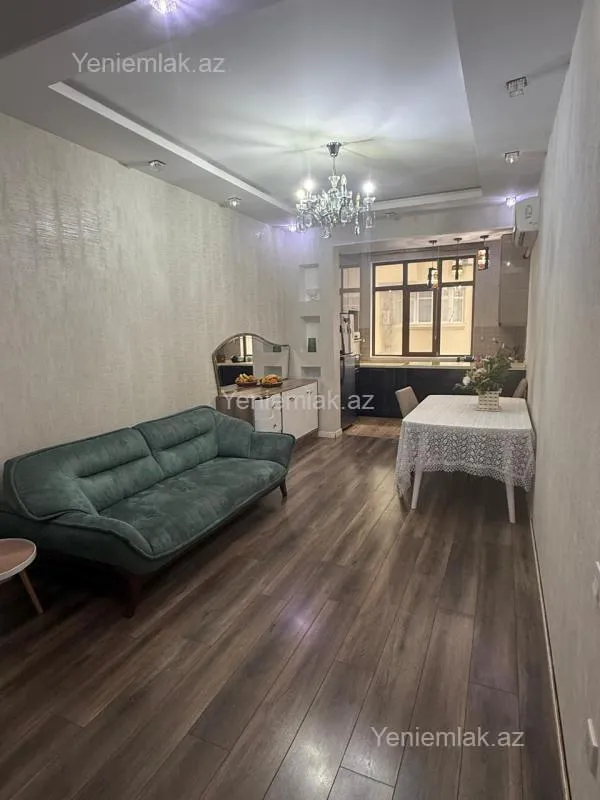 Satılır 3 otaqlı yeni tikili 75 m²