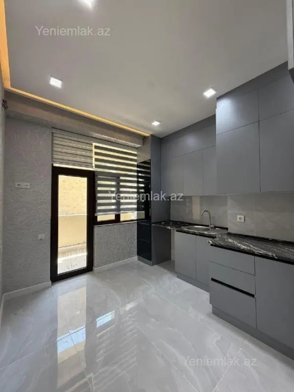 Satılır 2 otaqlı yeni tikili 80.5 m²