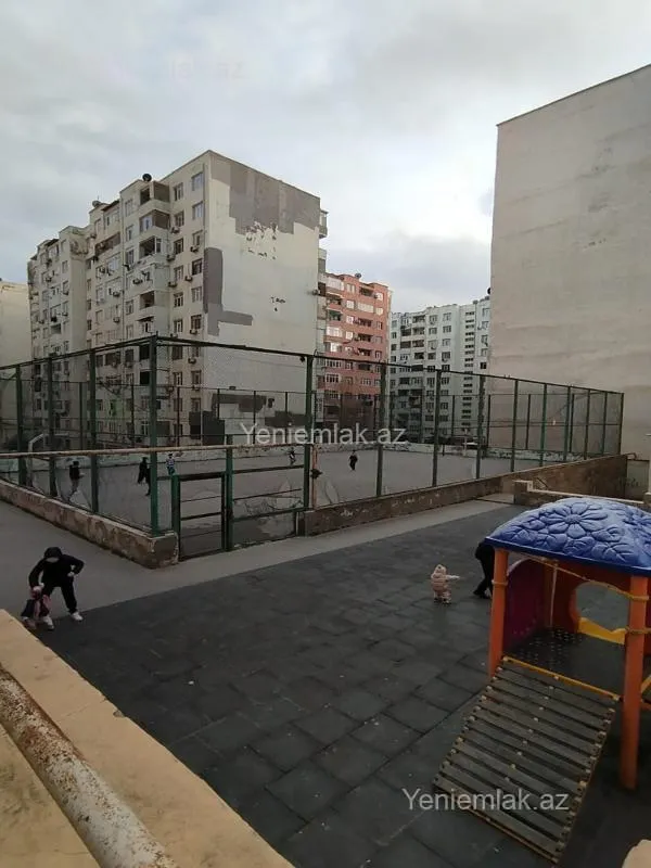 Satılır 3 otaqlı yeni tikili 70 m²