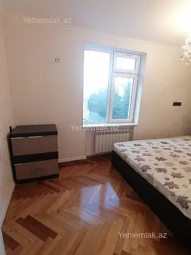 Satılır 2 otaqlı köhnə tikili 50 m²