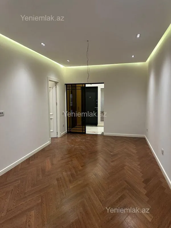 Satılır 2 otaqlı yeni tikili 68 m²