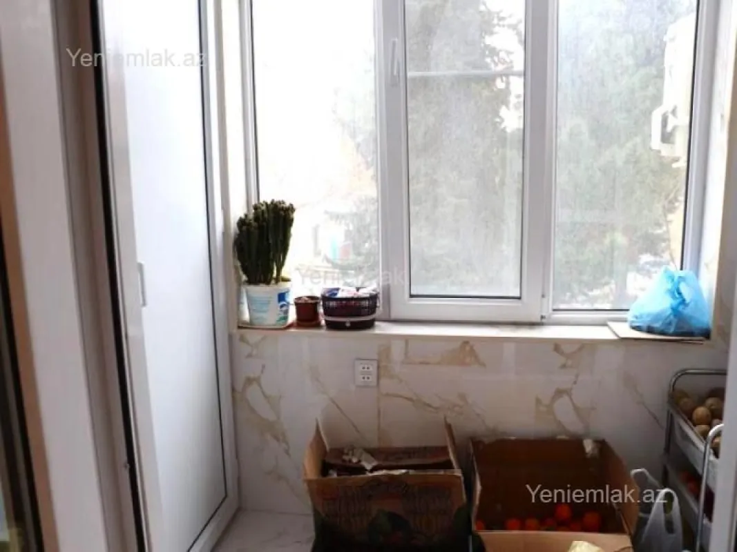 Satılır 3 otaqlı yeni tikili 80 m²