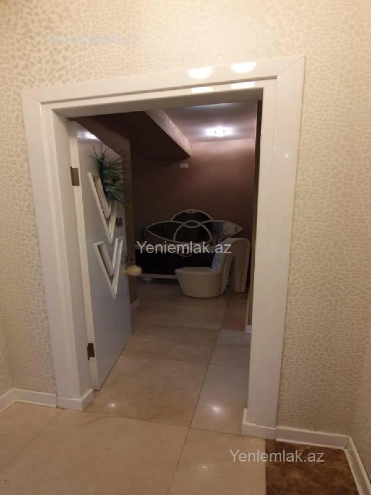 Satılır 4 otaqlı yeni tikili 190 m²
