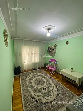 Satılır 2 otaqlı köhnə tikili 55 m²