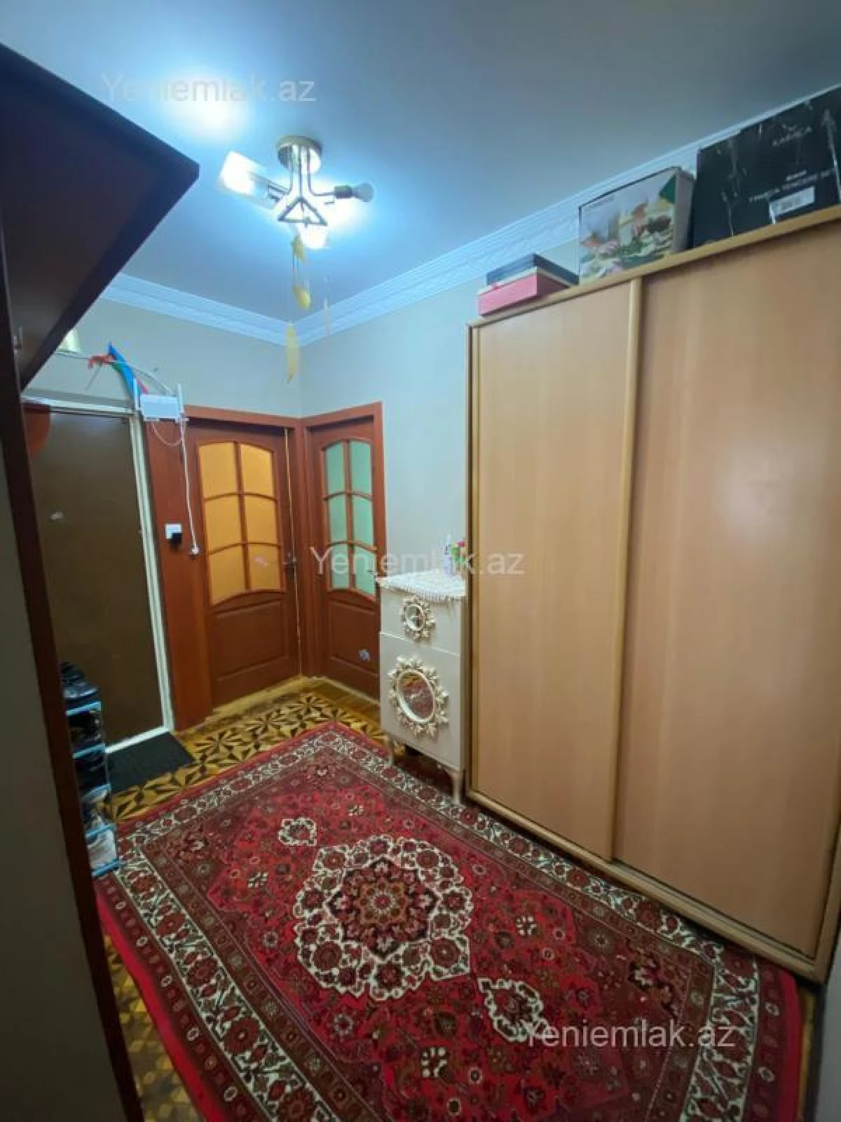 Satılır 2 otaqlı köhnə tikili 55 m²
