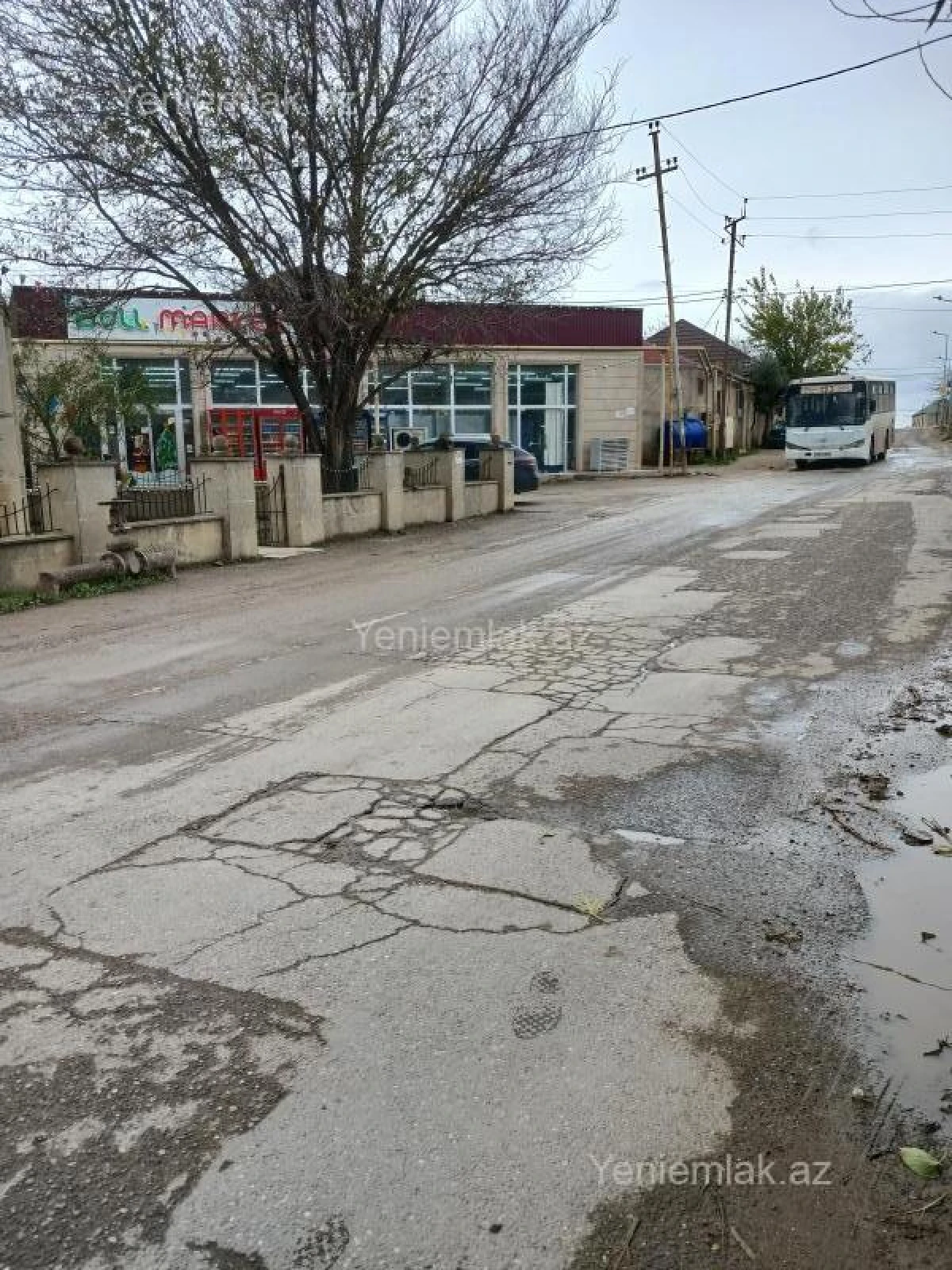 Satılır 5 otaqlı həyət evi 130 m²