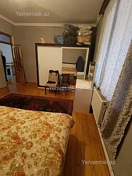 Satılır 5 otaqlı həyət evi 130 m²
