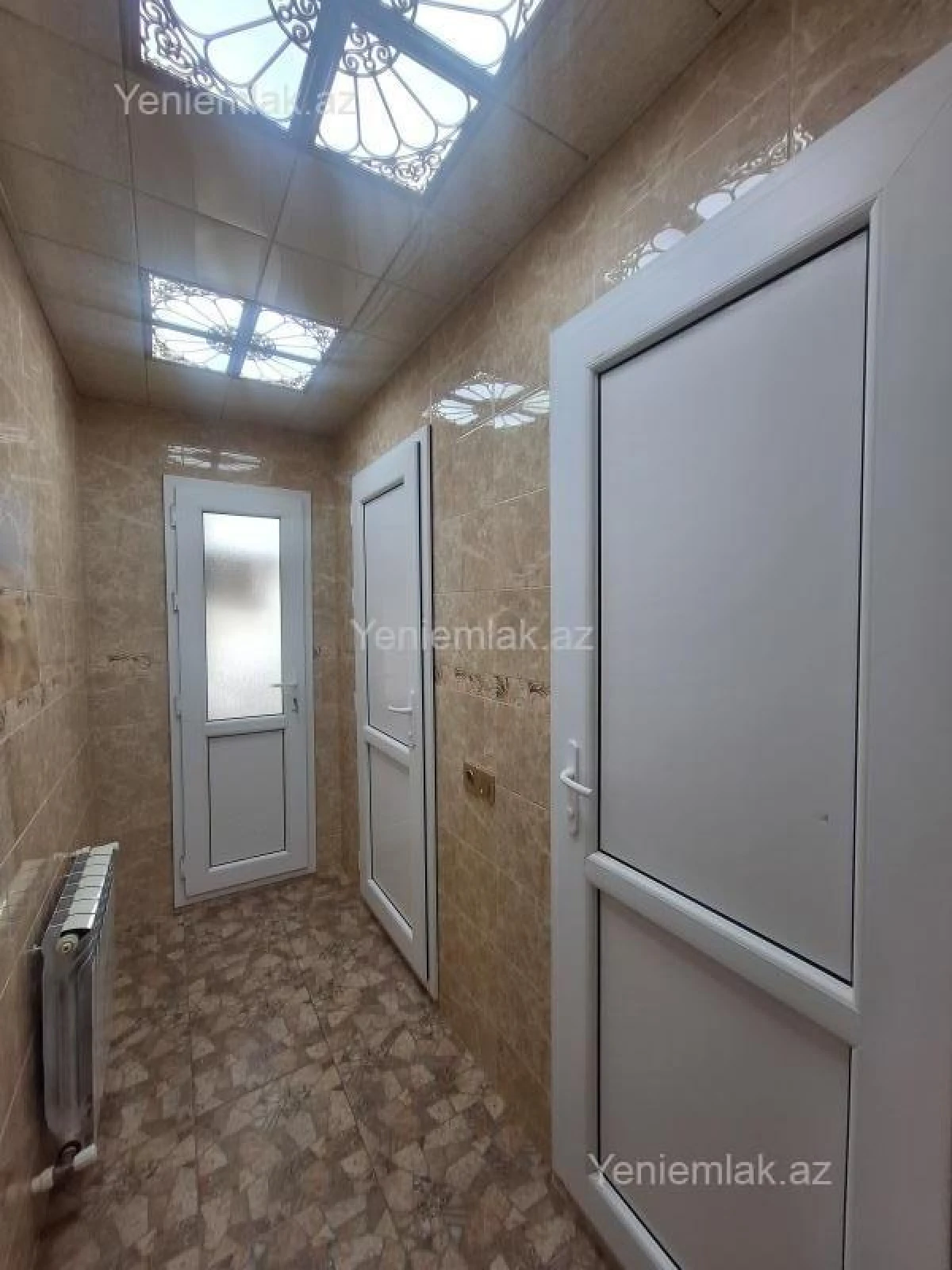 Satılır 3 otaqlı köhnə tikili 70 m²