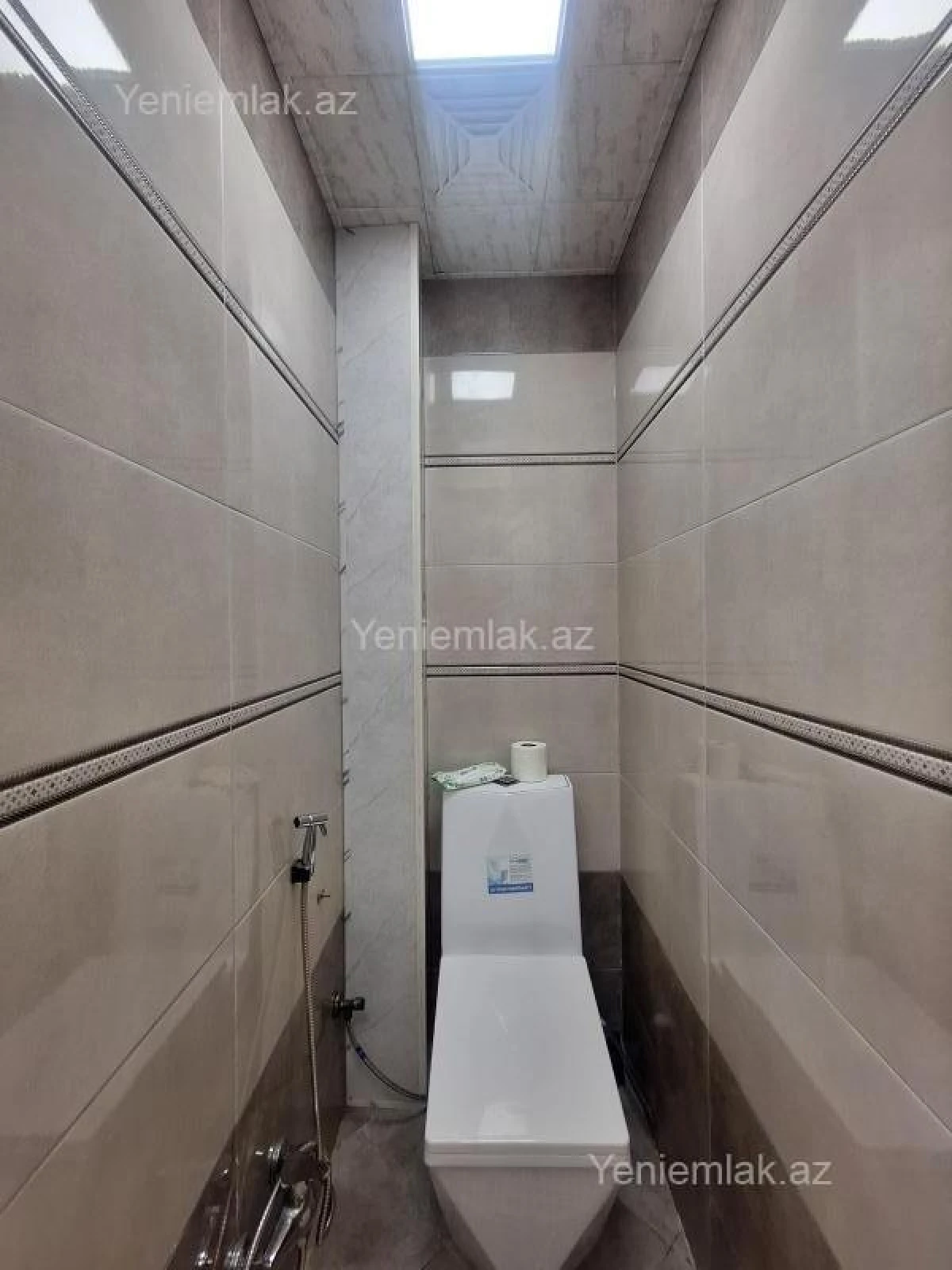 Satılır 3 otaqlı köhnə tikili 70 m²