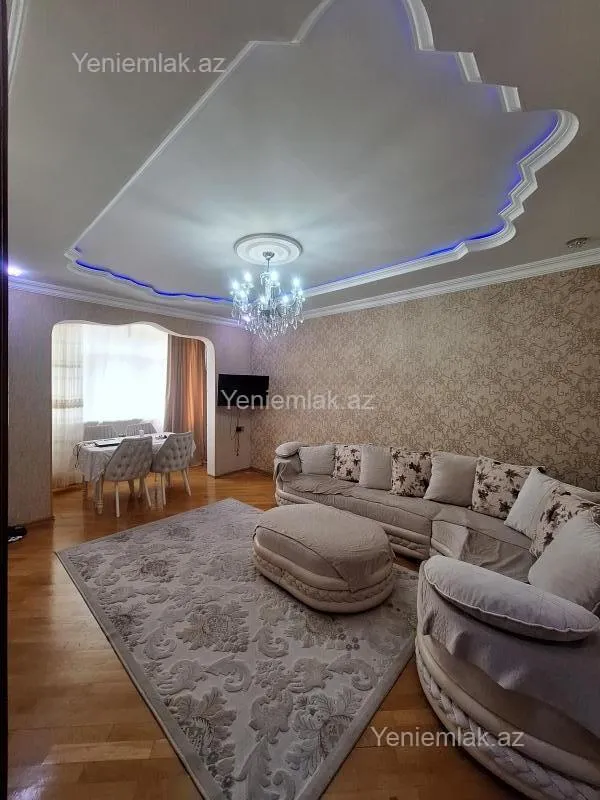 Satılır 3 otaqlı köhnə tikili 70 m²